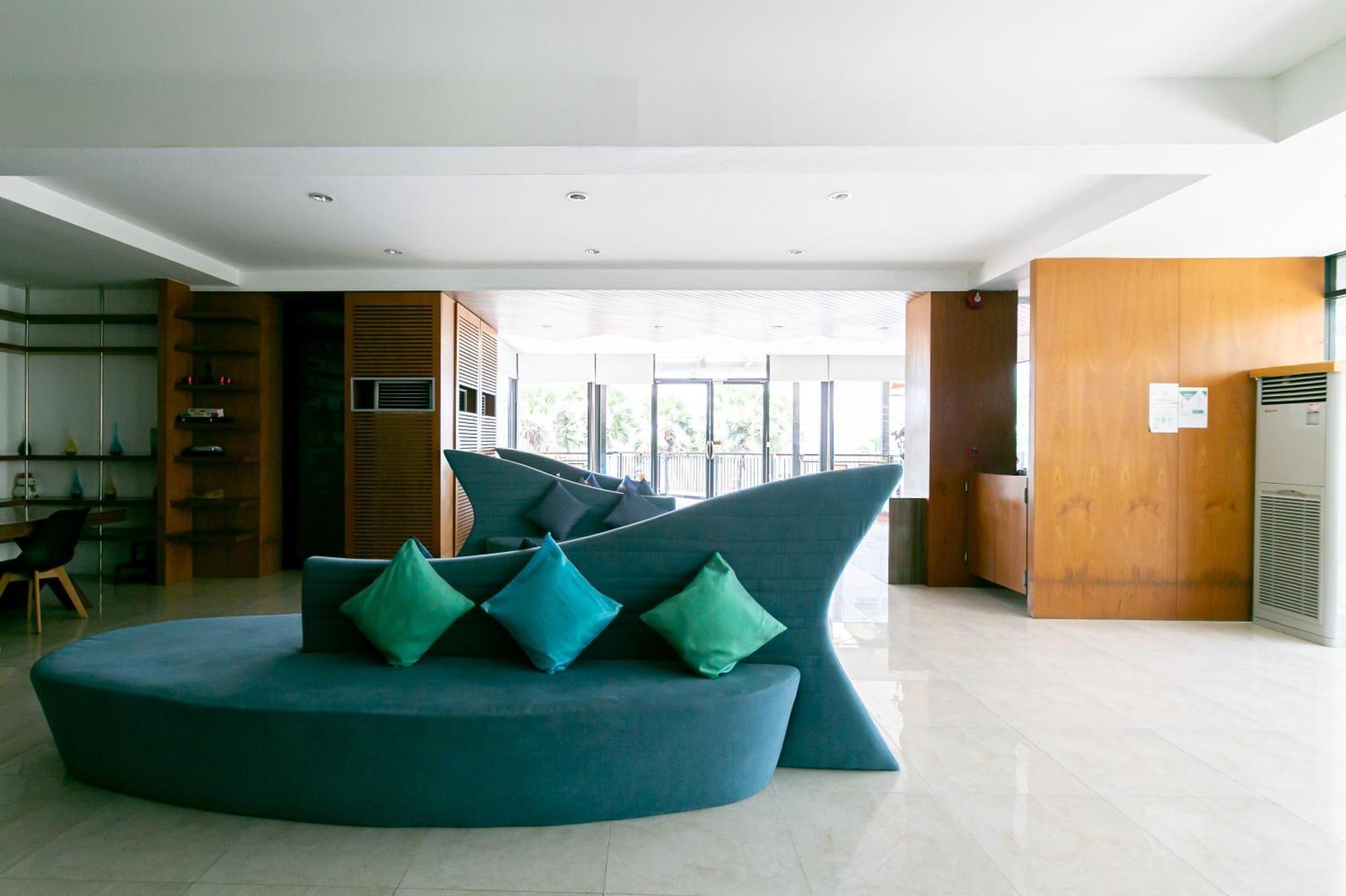 The Bedrooms Hostel Pattaya Exterior foto