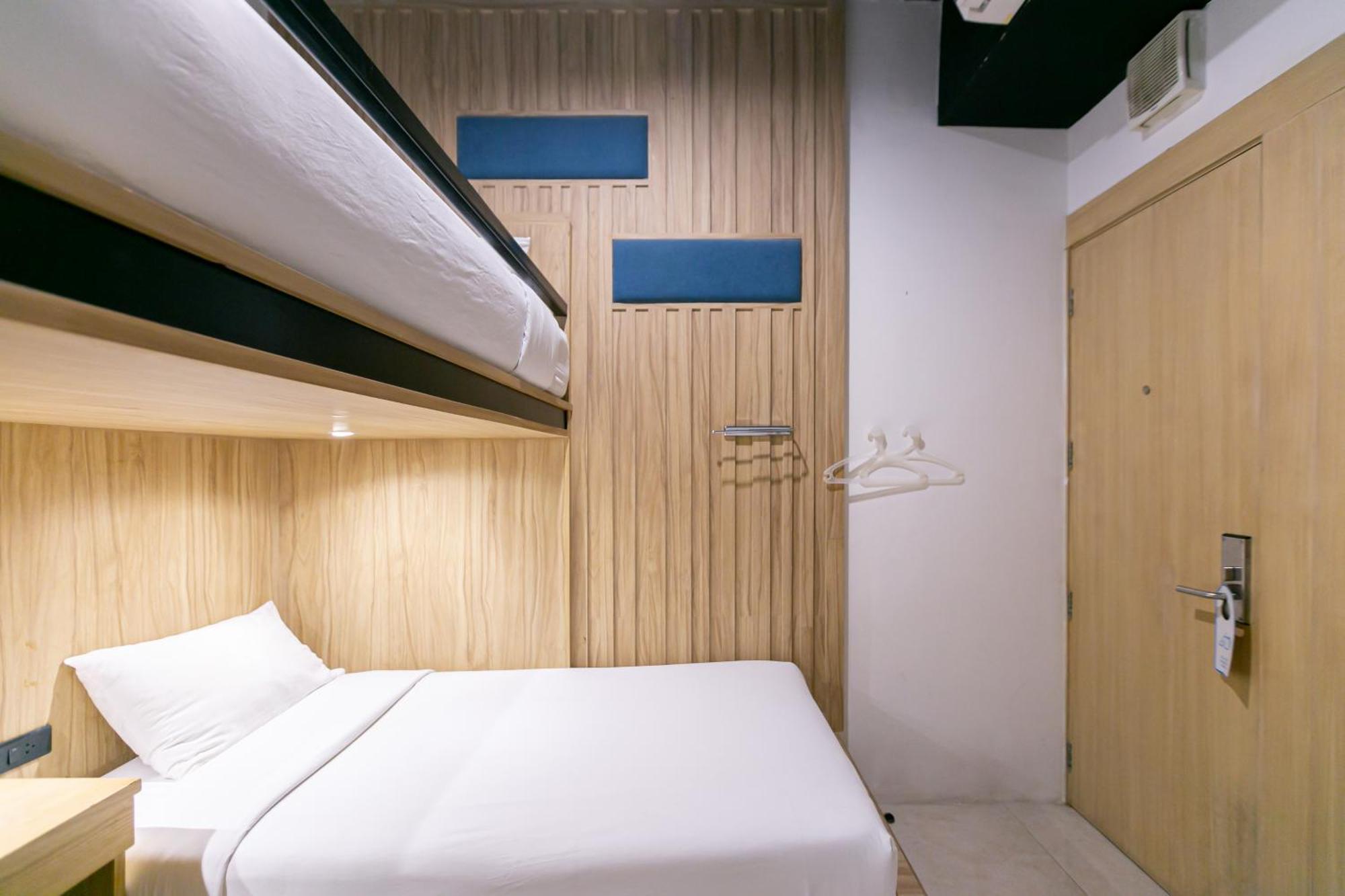 The Bedrooms Hostel Pattaya Exterior foto